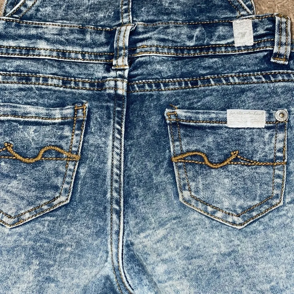 7 for all mankind baby acid wash overall shorts - Picture 4 of 9
